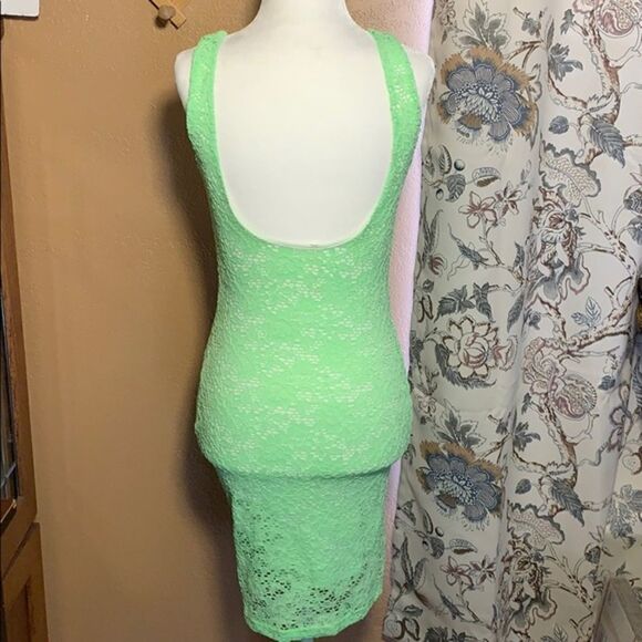 NWOT Rachel Kate Lace Body-Con Dress - Picture 3 of 5